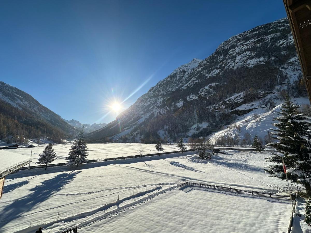 Alpine Magic For The Whole Family Near Zermatt With Parking! Apartamento Täsch